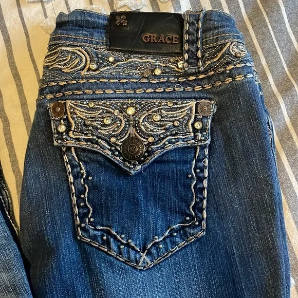 Miss Me Capri Jeans three pairs of 29 waist - Picture 4 of 11